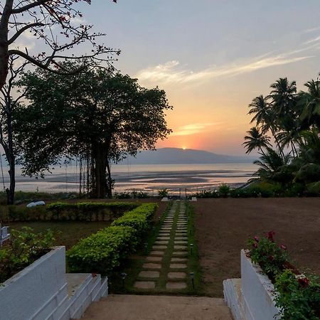 Saffronstays Little Paradise, Murud Kültér fotó